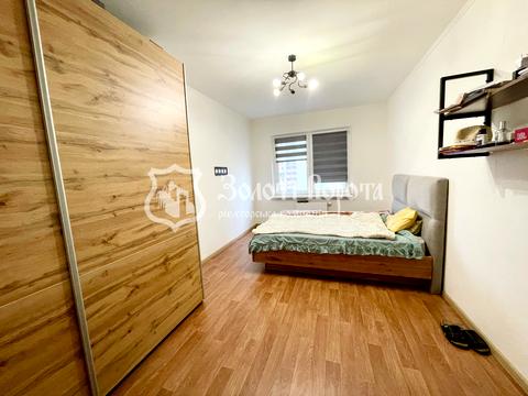 квартира за адресою Софії Русової вул., 5-Б