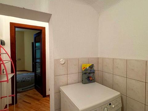 квартира за адресою Євгена Коновальця вул. (), 17