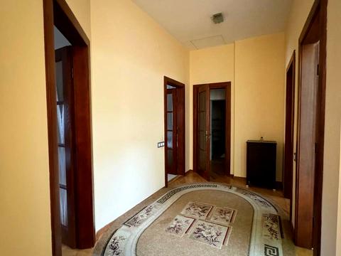 квартира за адресою Євгена Коновальця вул. (), 17