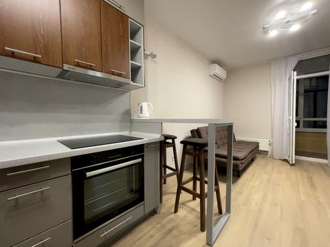 квартира за адресою Салютна вул., 2к16