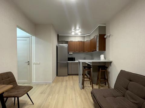 квартира за адресою Салютна вул., 2к16