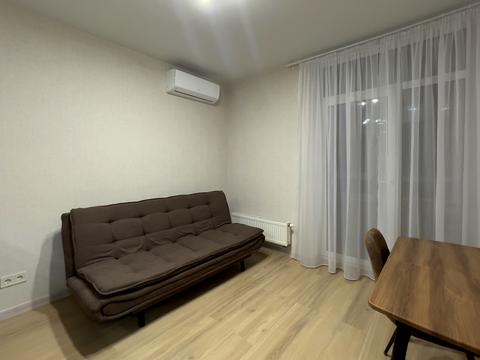 квартира за адресою Салютна вул., 2к16