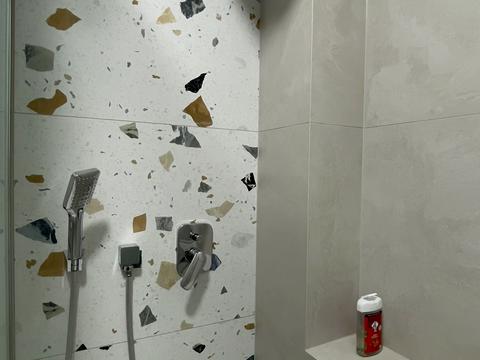 квартира за адресою Салютна вул., 2к16