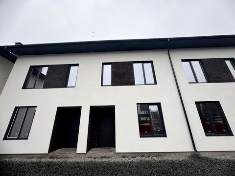 будинок за адресою Ольги Кобилянської вул. (Достоєвського), 2