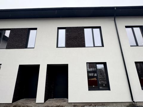 будинок за адресою Ольги Кобилянської вул. (Достоєвського), 2