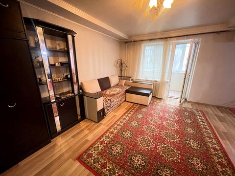 квартира за адресою Гетьмана Кирила Розумовського вул. (Миколи Краснова), 12