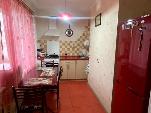 квартира за адресою Гетьмана Кирила Розумовського вул. (Миколи Краснова), 12