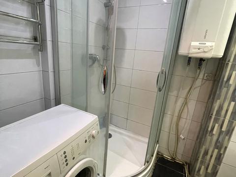 квартира за адресою Гетьмана Кирила Розумовського вул. (Миколи Краснова), 12