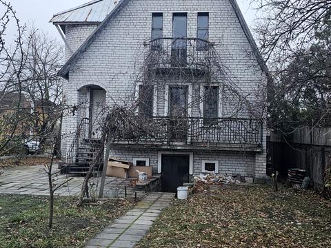 будинок за адресою с. Піщанка, Малинова, 4