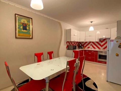 квартира за адресою Молодіжна вул., 15/1