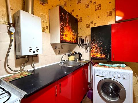 квартира по адресу Романа Кармена ул., 15