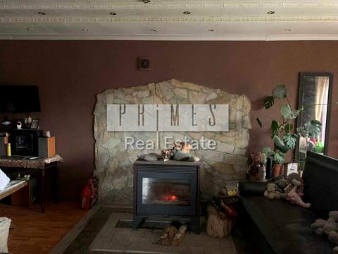 будинок за адресою Комсомольська вул.