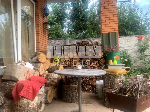 будинок за адресою Комсомольська вул.