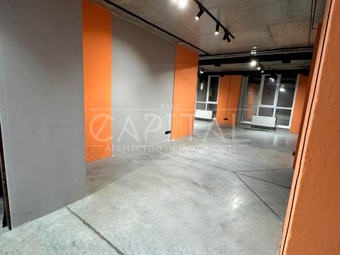 комерційна за адресою Центральна вул., 19