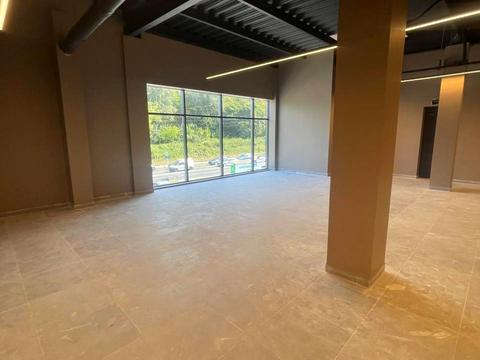 комерційна за адресою Павла Вірського бульв. (Саратівська), 37