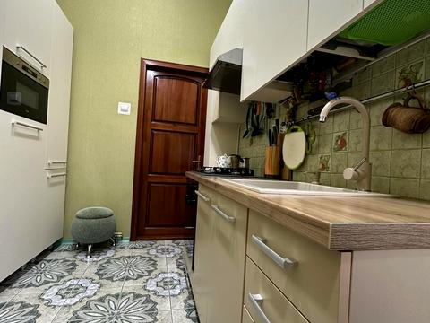 квартира за адресою Олександра Кониського вул. (), 6