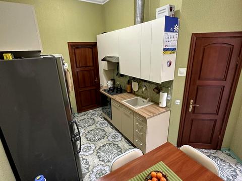 квартира за адресою Олександра Кониського вул. (), 6