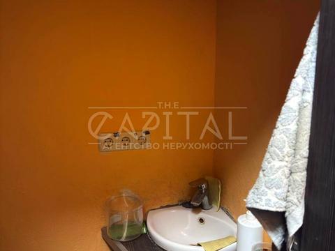 комерційна за адресою Миколи Бажана просп., 16