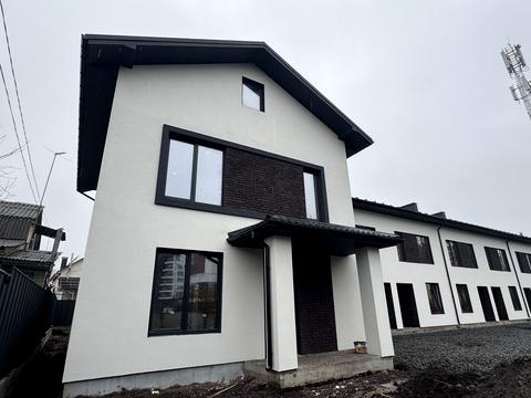 будинок за адресою Ольги Кобилянської вул. (Достоєвського), 2