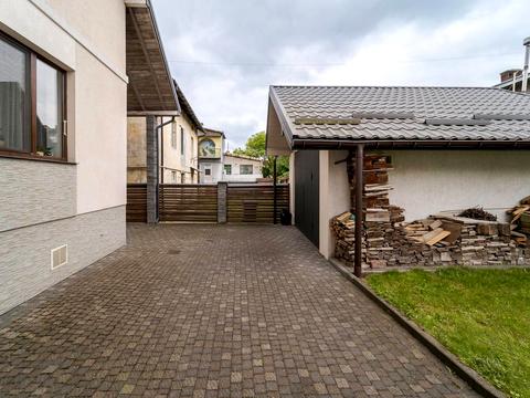 будинок за адресою Івана Сулими