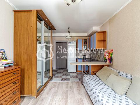 квартира за адресою Сім'ї Стешенків вул. (Тимофія Строкача), 9