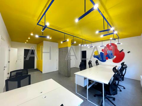 комерційна за адресою Євгена Сверстюка вул. (Марини Раскової), 6-Е