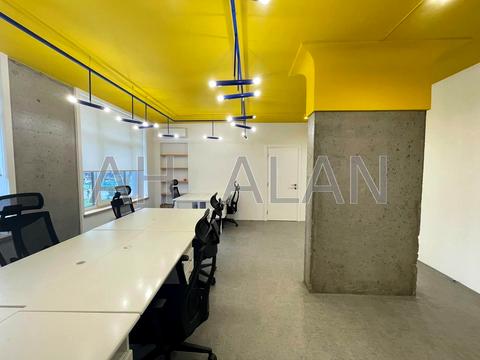 комерційна за адресою Євгена Сверстюка вул. (Марини Раскової), 6-Е