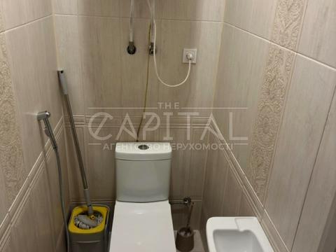 квартира за адресою Академіка Писаржевського вул., 8