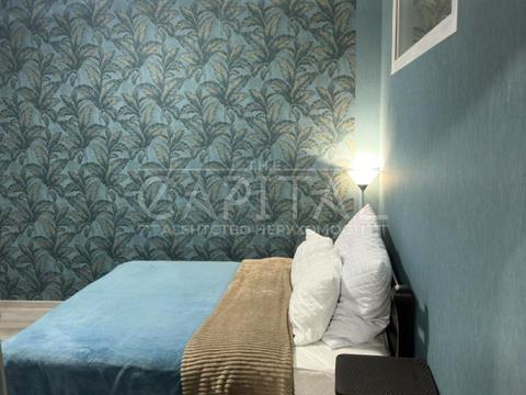 квартира за адресою Академіка Писаржевського вул., 8