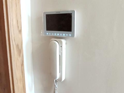 квартира за адресою Лабораторна вул., 37/33