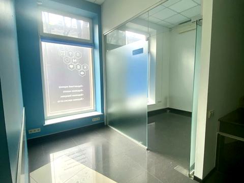 комерційна за адресою Костя Левицького вул. (), 55а