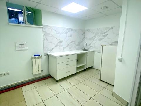 комерційна за адресою Костя Левицького вул. (), 55а