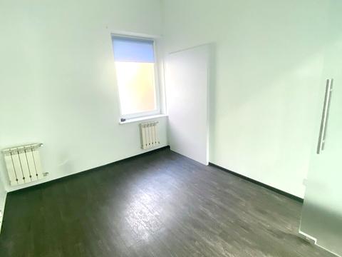 комерційна за адресою Костя Левицького вул. (), 55а