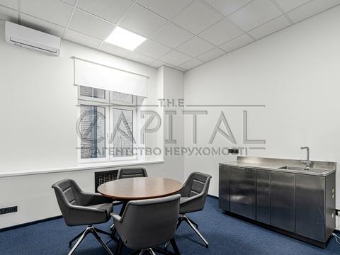 комерційна за адресою Євгена Чикаленка вул. (Пушкінська), 34