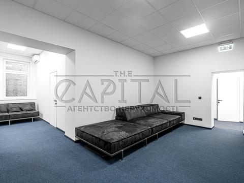 комерційна за адресою Євгена Чикаленка вул. (Пушкінська), 34