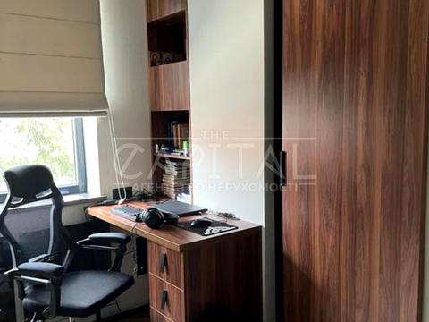 будинок за адресою Богатирська вул.