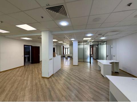 коммерческая по адресу Большая Васильковская ул. (Красноармейская), 1-3