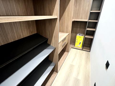 квартира по адресу Василия Тютюнника ул. (Анрі Барбюса), 39