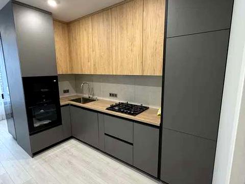 квартира по адресу Свободы ул., 5