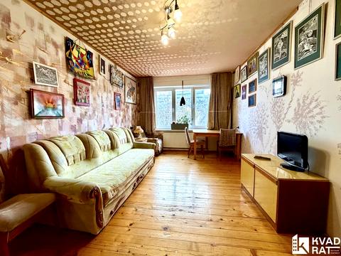 квартира за адресою Тролейбусна вул., 15