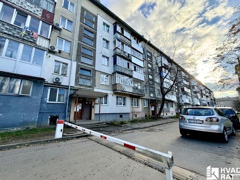 квартира за адресою Тролейбусна вул., 15