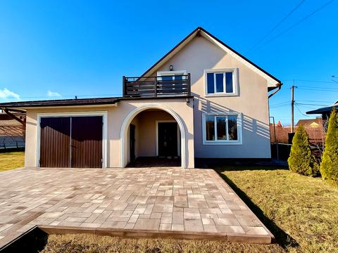 будинок за адресою Головна