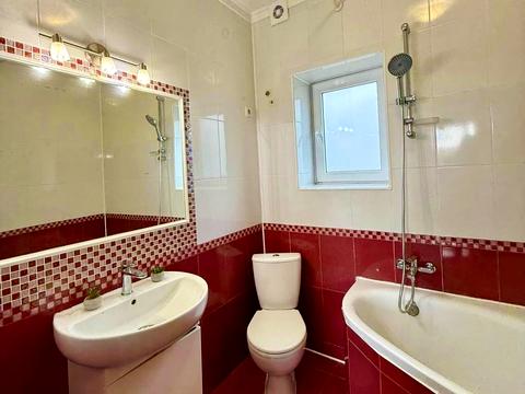 будинок за адресою Головна