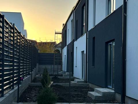 дом по адресу Садова