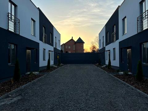 дом по адресу Садова