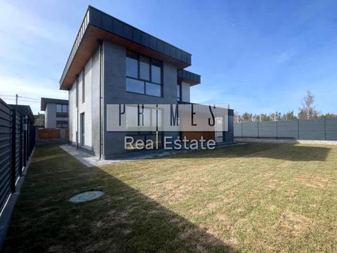 будинок за адресою Квітнева вул.