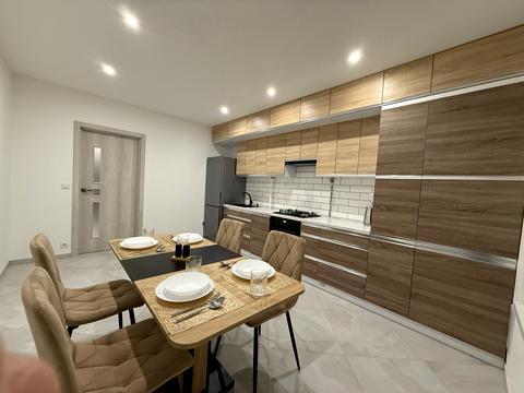 квартира по адресу Александра Довженко ул., 33