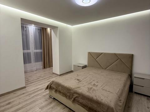 квартира по адресу Александра Довженко ул., 33