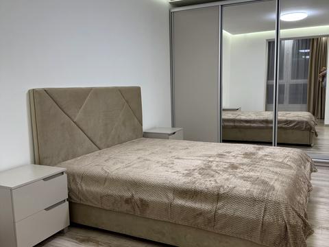 квартира по адресу Александра Довженко ул., 33