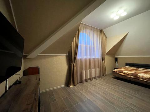 будинок за адресою Інститутська, 9